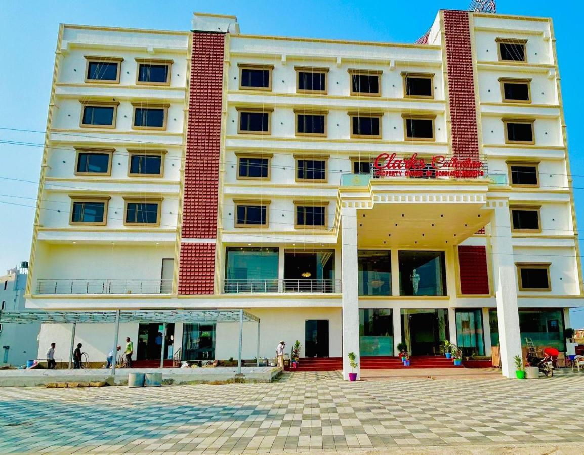 Clarks Collection Somnath Hotel Exterior foto